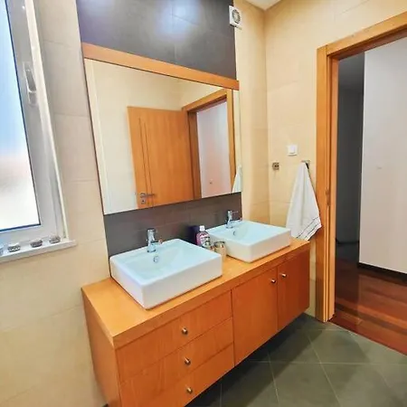 Сasa de vacaciones C-house