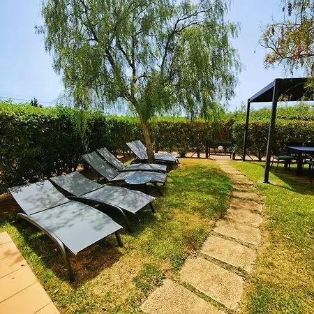 C-house Hébergement de vacances *